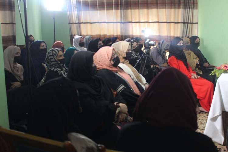 OCHA: challenges against female workers in Afghanistan is increasing