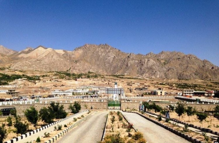 Taliban shuts down two girls' educational centres in Daikundi