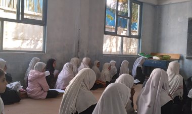 برتانیا سفارت: پر افغان نجونو پر زده کړو د بندیز دوام اندېښمونکی بللی