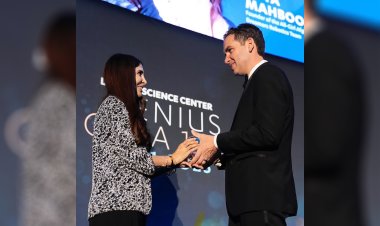 Leader of Afghan Robotics Team Awarded for Courage