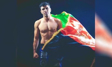 احمد ولي هوتک خپل روسي سیال ته ماتې ورکړه