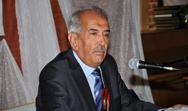 «و آفتاب نمیمیرد»؛ دومین سالروز درگذشت واصف باختری