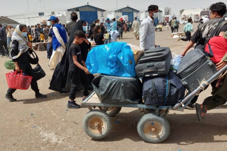 گذرگاه مرزی اسلام‌قلعه؛ ایستگاه موقت مهاجران اخراج‌شده