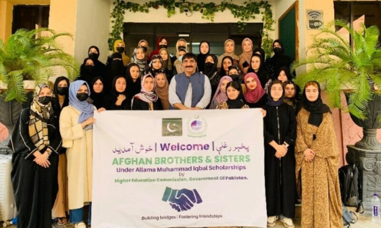 ۳۵۰ دانشجوی افغان با بورسیه‌ تحصیلی وارد پاکستان شدند