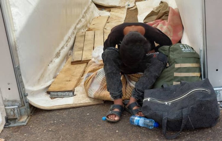 Days of Lead in Sefid Sang: Two Generations, One Camp, One Fate