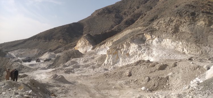 بغلان کې د ډبرو سکرو د کان نړېدو پېښه؛ شپږ کان کیندونکي مړه او ۱۸ ټپیان شوي