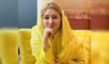 سلما نیازی، روزنامهنگار افغان، برنده جایزه «روزنامهنگار جوان سال ۲۰۲۵» شد