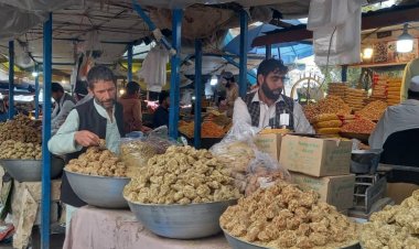Food Prices Soar in Afghanistan Amid Pakistan Border Tensions