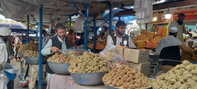 د افغانستان او پاکستان ترمنځ کړکېچ؛ د خوراکي او نورو اړینو توکو بیې لوړې شوې