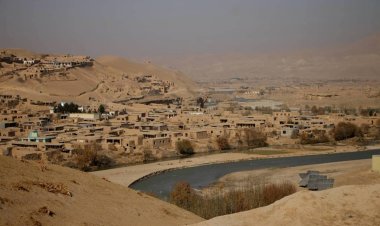 د بادغیس وچې پستې؛ د اوبو بحران او د معیشت ګواښ