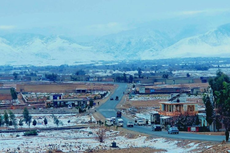 یک روز برفی در افغانستان