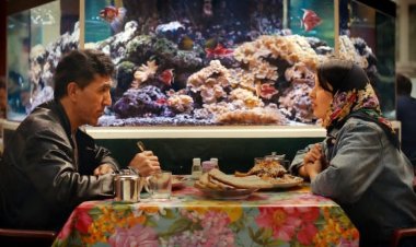 Afghan Female Director Shahrbanoo Sadat Opens Berlin Film Festival with "No Good Men"