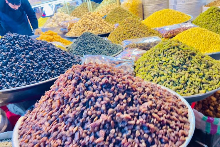 The Vibe and Color of Eid in Afghanistan's Markets