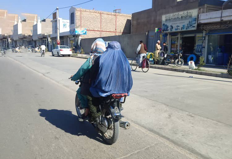 “The Taliban Tried to Take Me with My Daughter” – Taliban Crack Down on Women